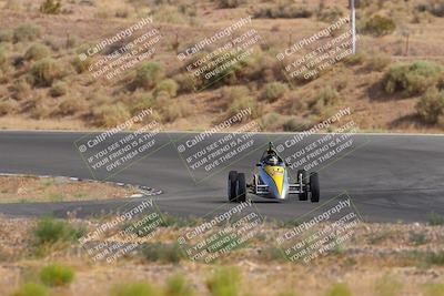 media/Jun-01-2025-CalClub SCCA (Sun) [[eae223c5dd]]/Group 3/Qualifying/
